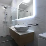 アパート Cozy Maza With Heated Swimming Pool *