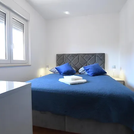 Apartman Cozy Maza With Heated Swimming Pool *