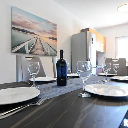 Cozy Maza With Heated Swimming Pool * Zára