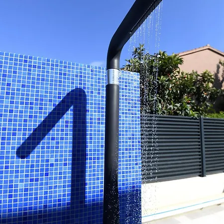 Cozy Maza With Heated Swimming Pool Apartman